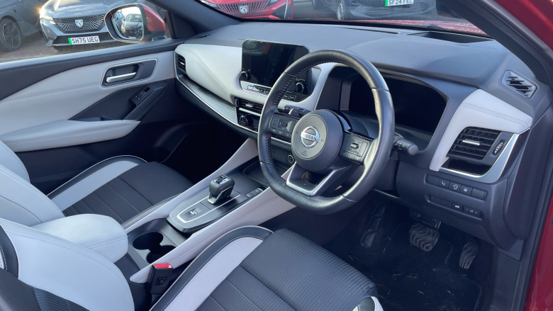 Nissan Qashqai 1.3 DiG-T MH 158 Tekna 5dr Xtronic Petrol Hatchback